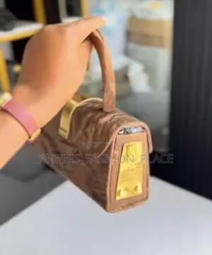 Female Fashion Bag