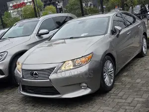 Lexus ES 350 FWD 2015 Silver