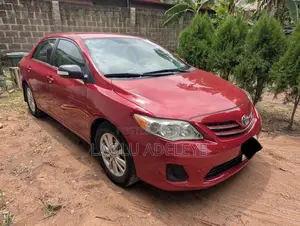 Toyota Corolla LE 4dr Sedan (1.8L 4cyl 4A) 2013 Red
