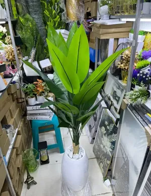 Artificial Plants and Fiber Pot