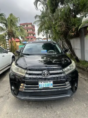 Toyota Highlander XLE 4dr SUV (3.5L 6cyl 6A) 2015 Black