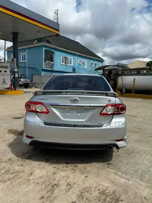 Toyota Corolla S 4dr Sedan (1.8L 4cyl 4A) 2012 Silver