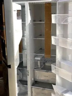 LG Knock and See Inside Side by Side With Water Dispenser Ice Maker