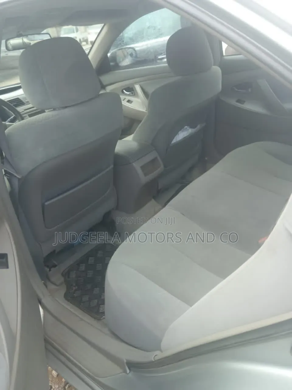 Toyota Camry 2009 Silver