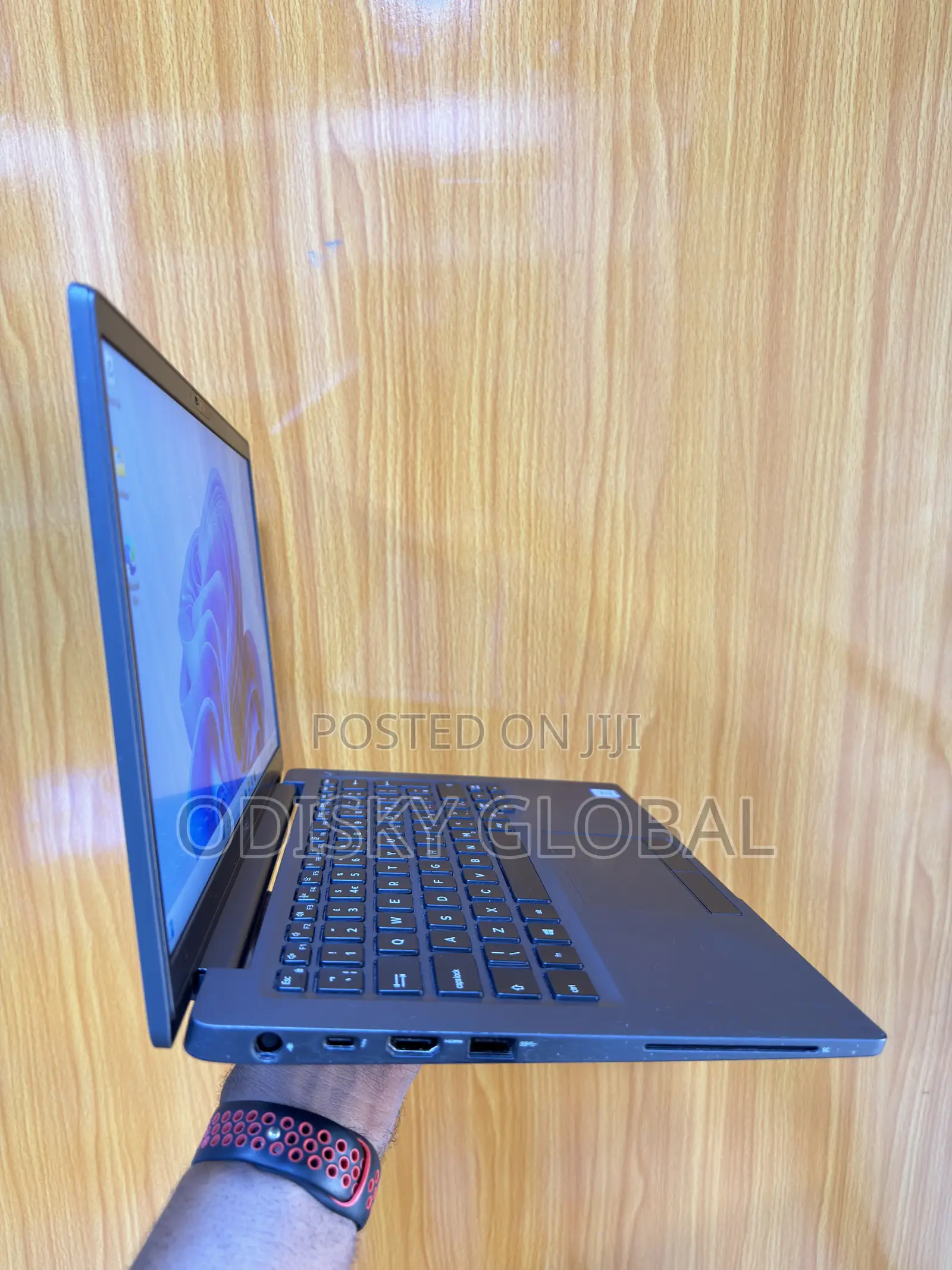 Laptop Dell Latitude 7400 8GB Intel Core i5 SSD 256GB