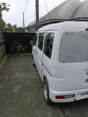 Daihatsu Hijet 2010 White