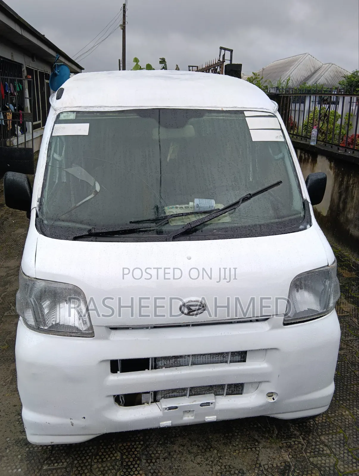 Daihatsu Hijet 2010 White