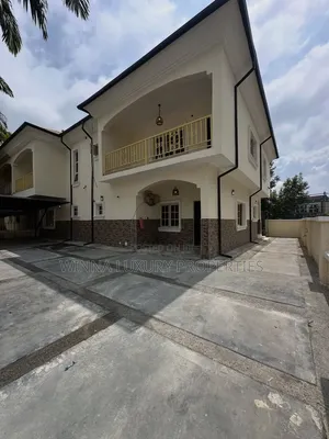 5bdrm Duplex in Wuye for sale