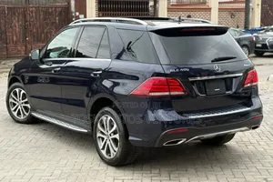 Mercedes-Benz GLE-Class GLE 400 4MATIC 2018 Blue