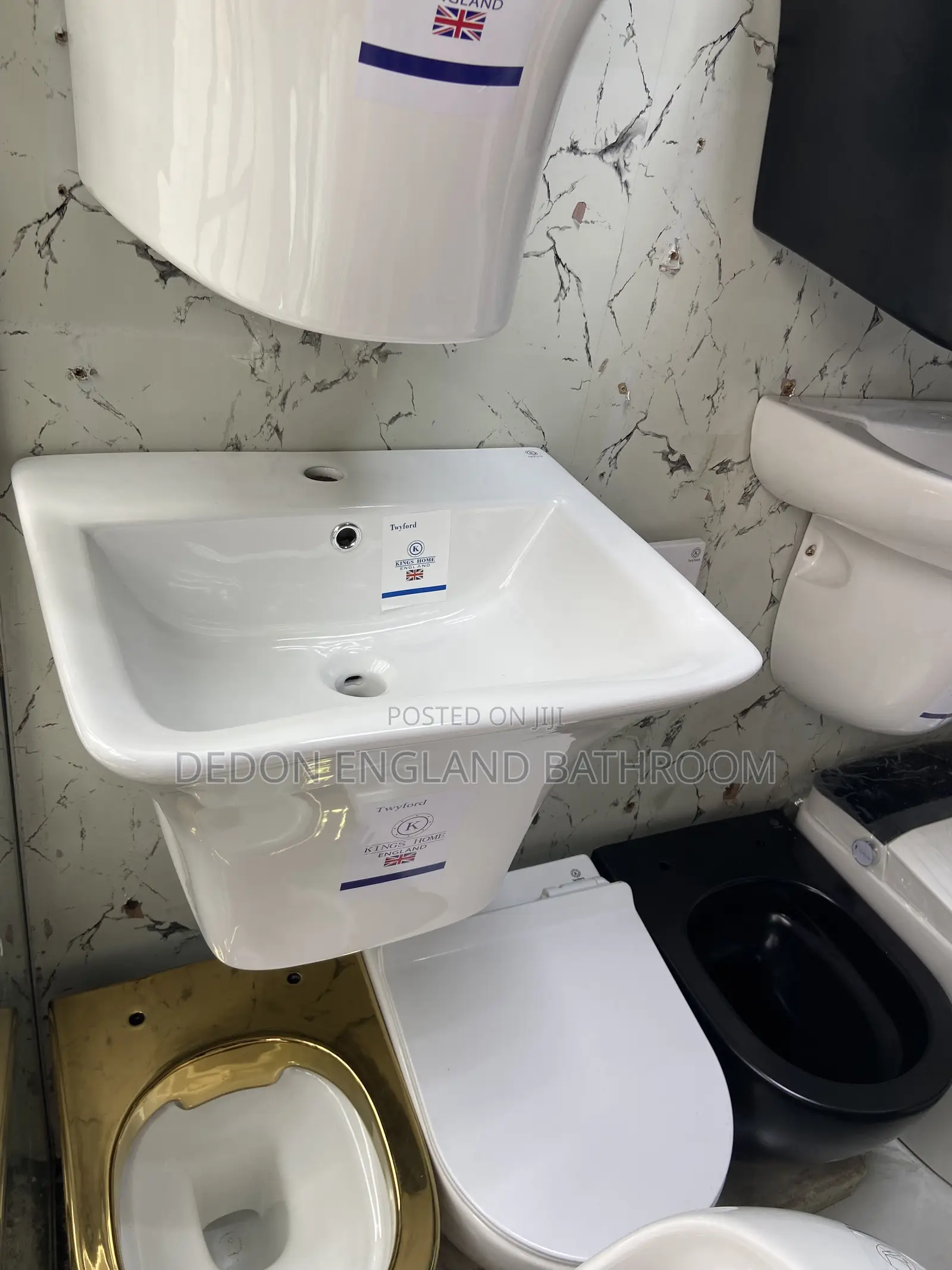 England Standard White Wall Hung Basin