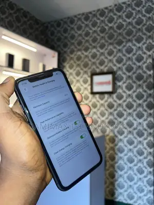 Apple iPhone 11 64 GB Black