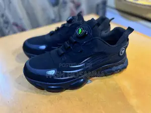Breathable Low-Top Casual Sneakers,All-Day ComfortOutdoor, Casual Wear