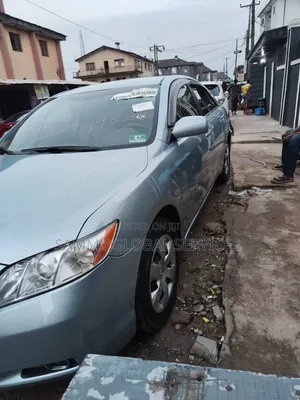 Toyota Camry LE 4dr Sedan (2.4L 4cyl 5A) 2009 Blue