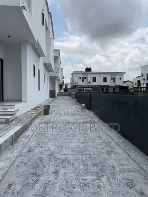 4bdrm Duplex in Hi Life Estate, Ogombo for sale