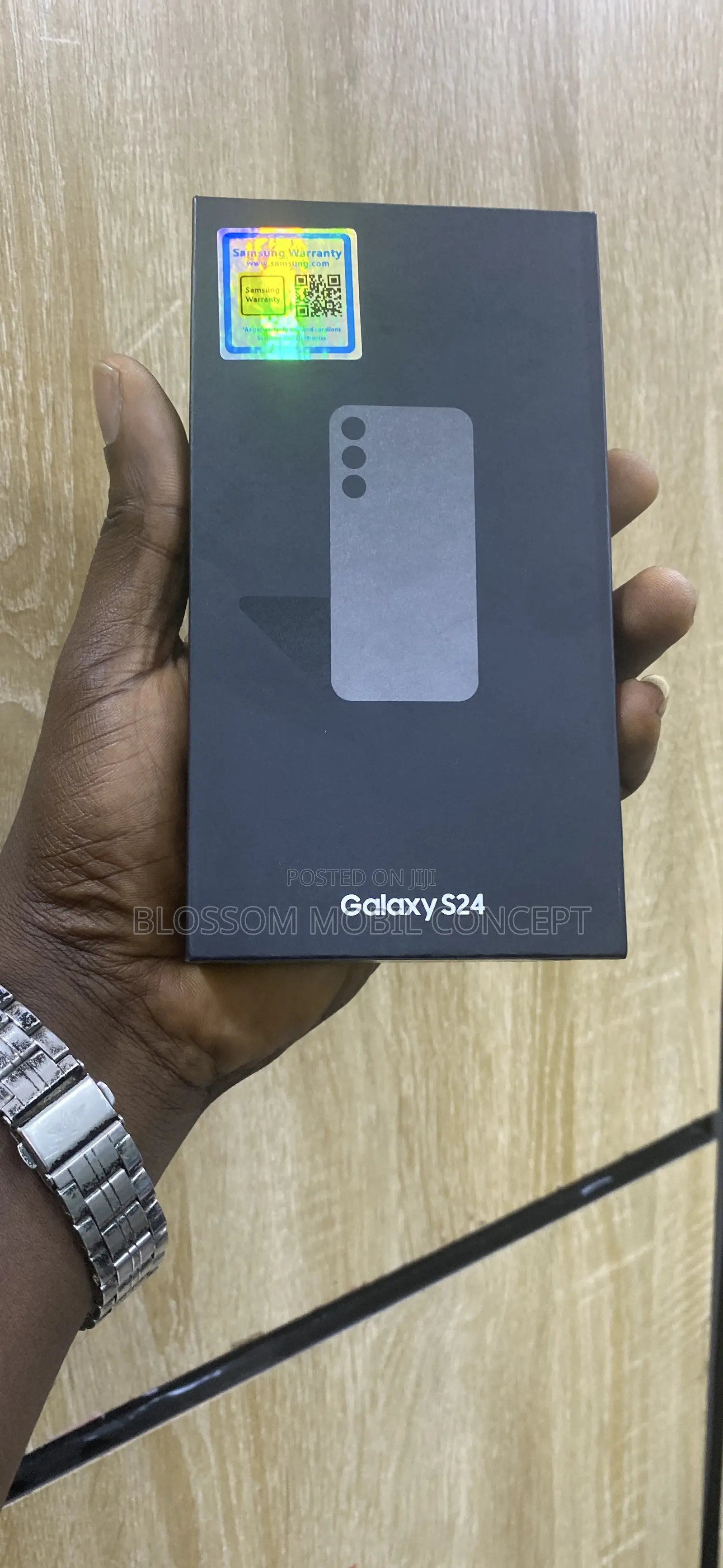 New Samsung Galaxy S24 256 GB Gray