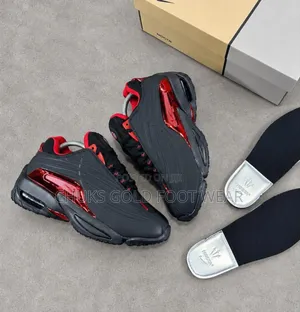 Men’s Black Red Casual Sneakers Stylish Cushioned Sole