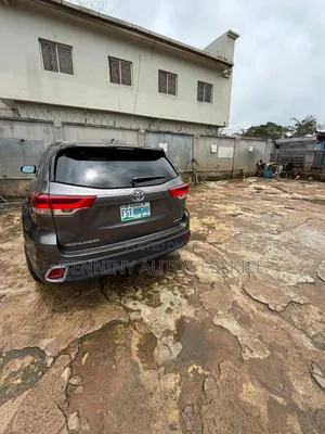 Toyota Highlander 2019 Gray