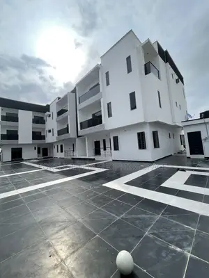 2bdrm Apartment in Lekki Phase 2 for sale