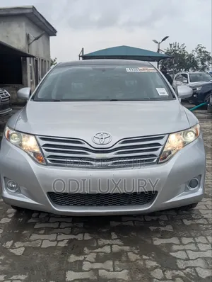 Toyota Venza 2012 Silver
