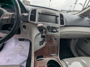 Toyota Venza 2012 Silver