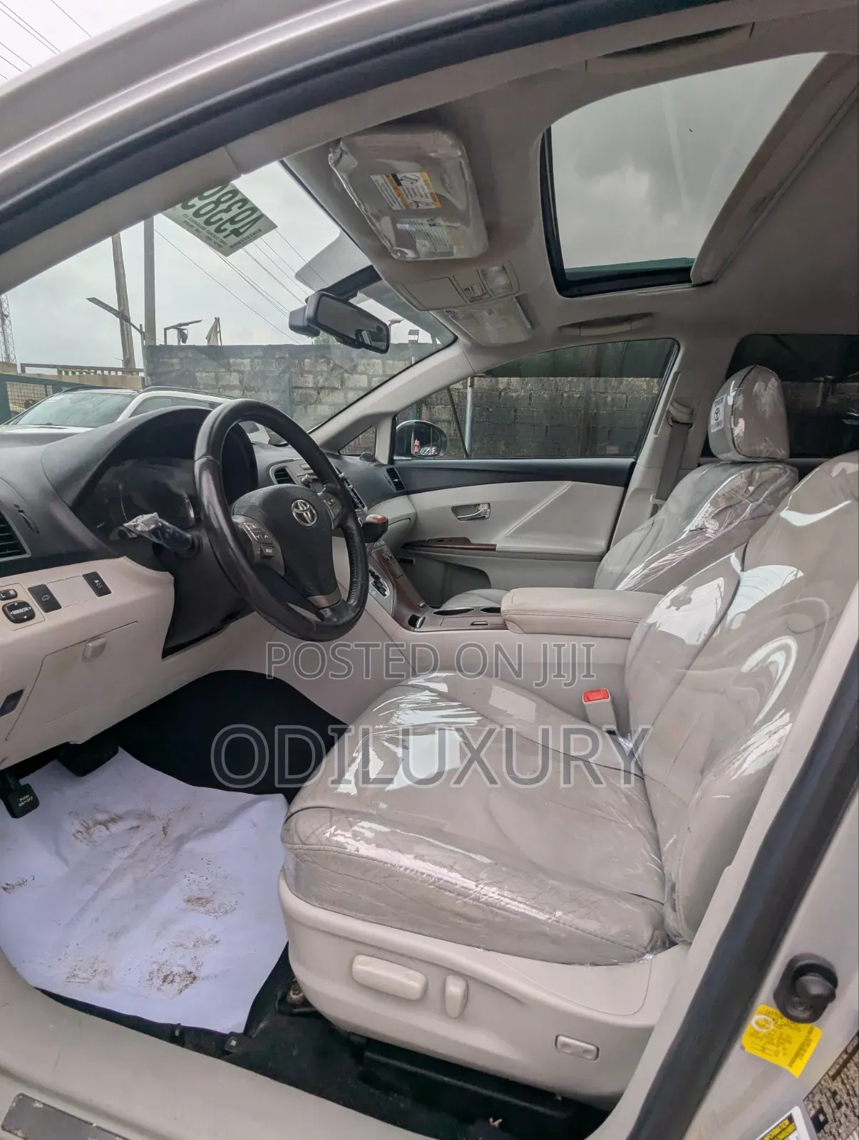 Toyota Venza 2012 Silver