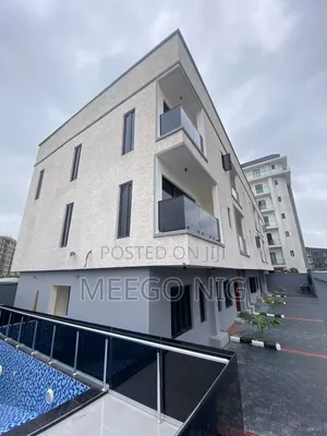 4bdrm Townhouse/Terrace in Lekki Phase 1 Lagos for sale
