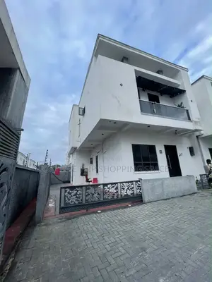 4bdrm Duplex in County Estate, Sangotedo for sale