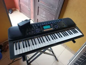UK Used Casio Ctk611 With Transpose Pitchbend Dual Split Midi