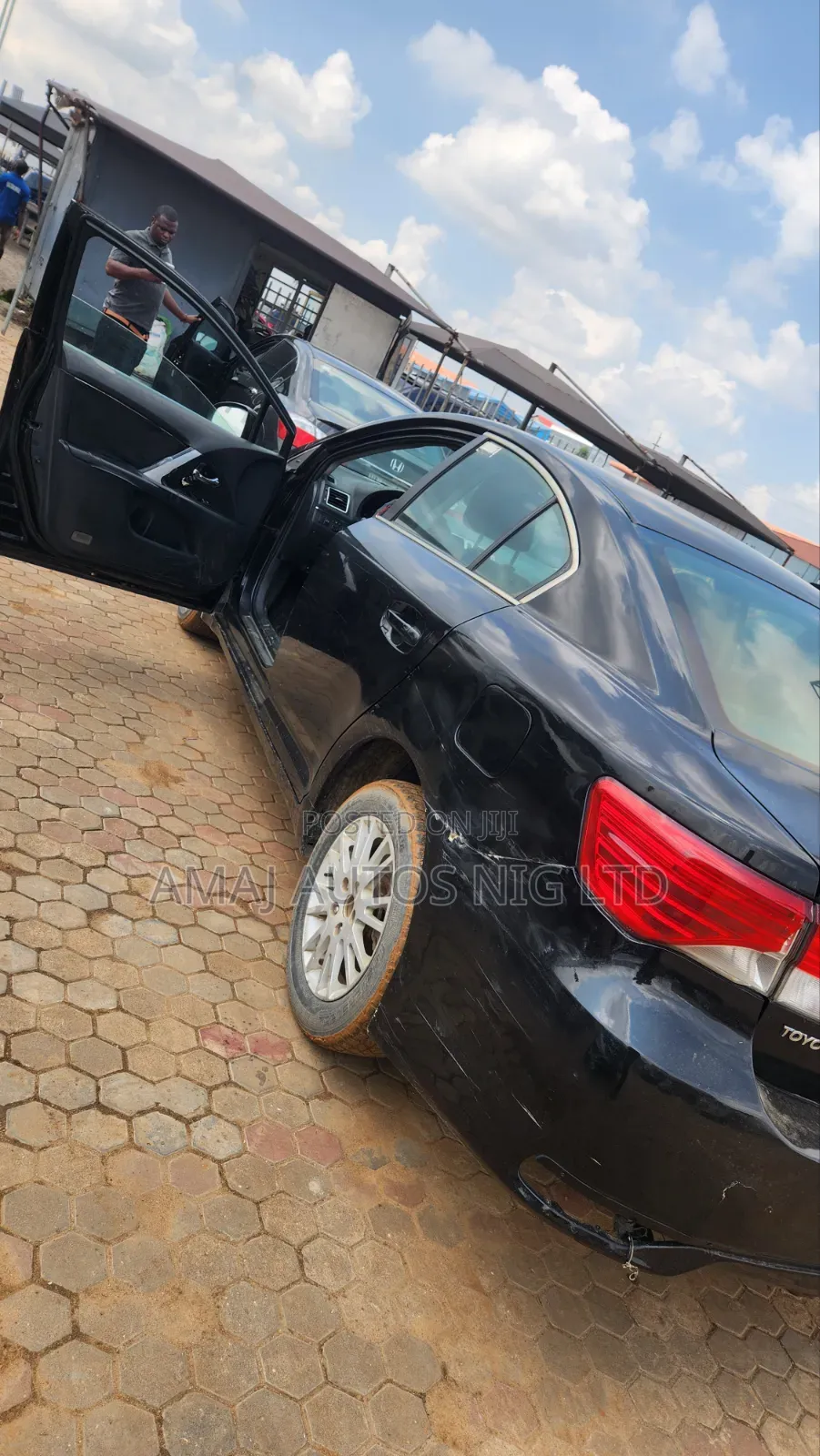 Toyota Avensis 2.0 Advanced Automatic 2012 Black