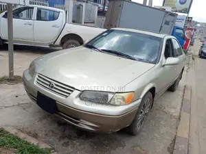 Toyota Camry 1999 Beige