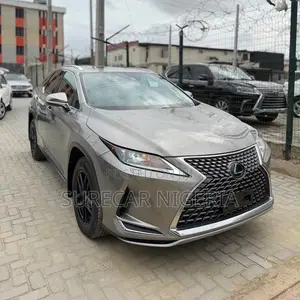 Lexus RX 2021