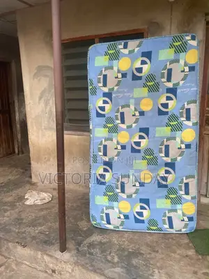 31/2 BY 6ft 6 INCHES MATTRESS