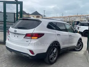 Hyundai Santa Fe Limited Ultimate AWD 2017 White