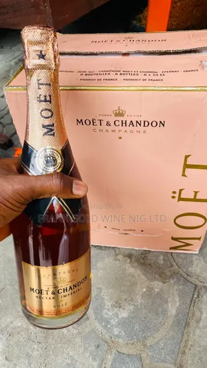 Moėt Chamdon