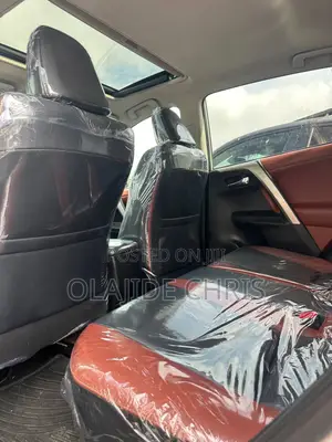 Toyota RAV4 Limited AWD (2.5L 4cyl 6A) 2013 Silver
