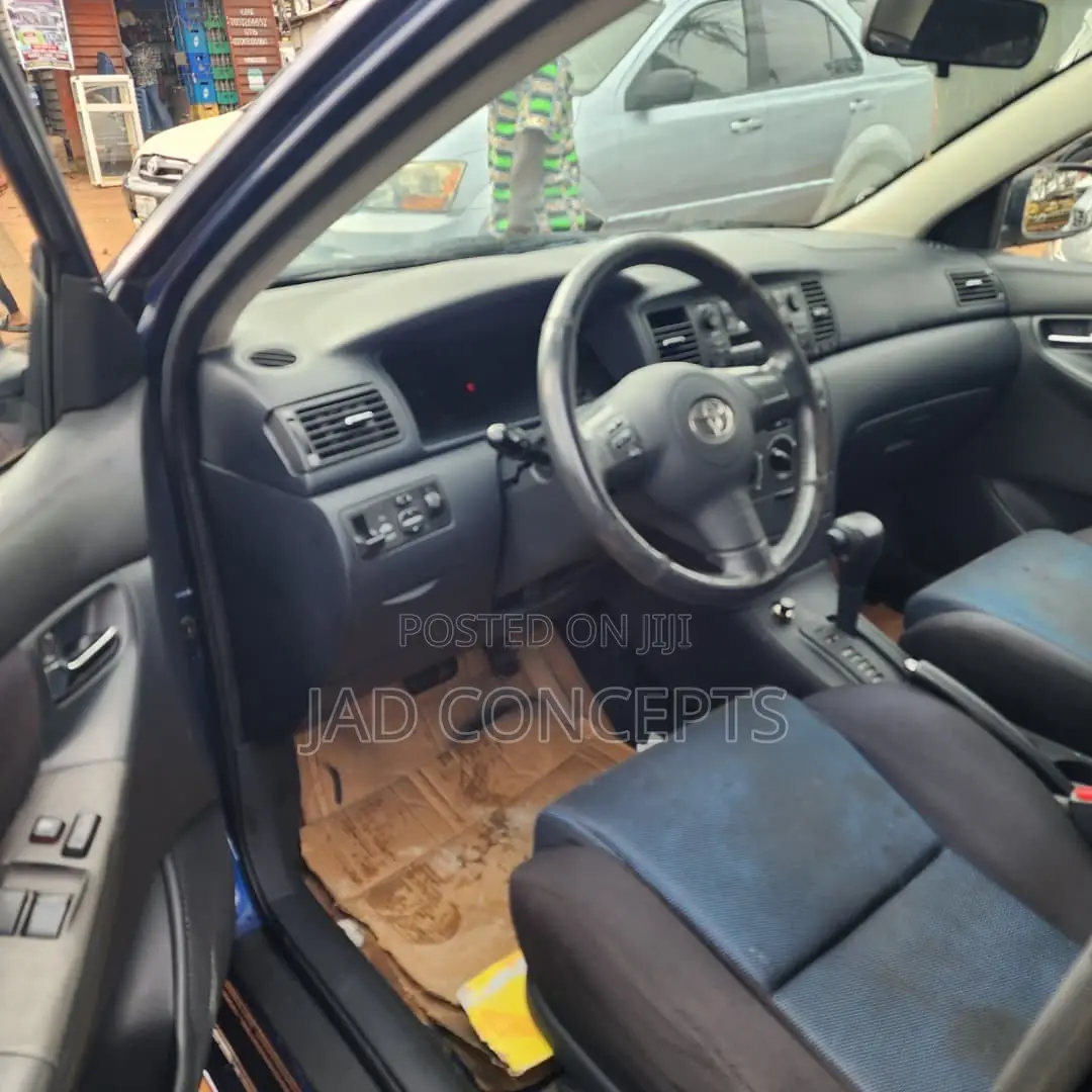 Toyota Corolla 2004 Blue