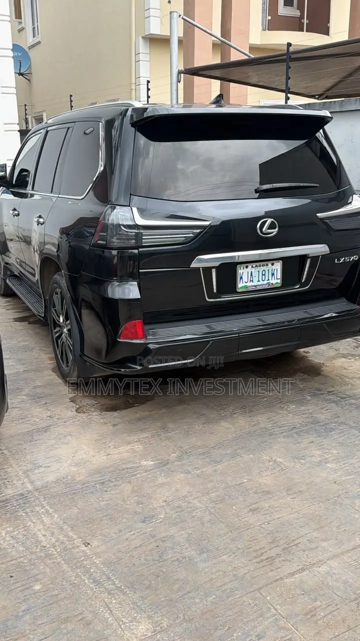 Lexus LX 2019 Black