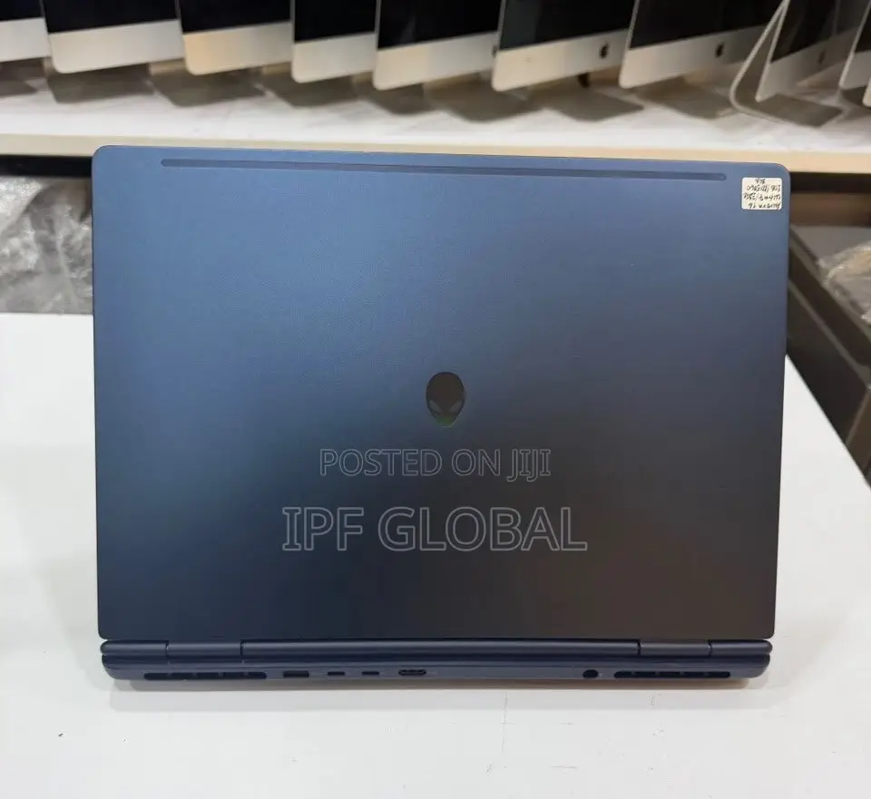 Laptop Alienware 16 Aurora 16GB Intel Core 7 SSD 512GB