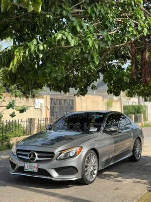 Mercedes-Benz C300 2016 Gray