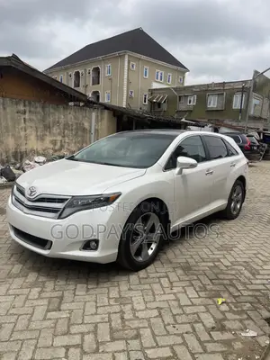 Toyota Venza Limited 2015 White