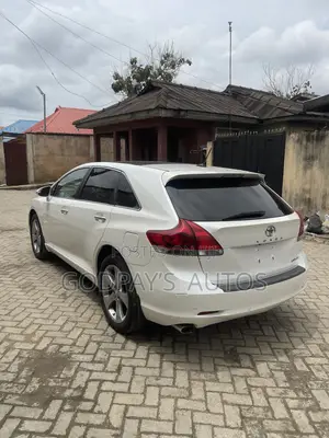 Toyota Venza Limited 2015 White
