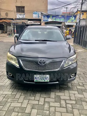Toyota Camry LE 4dr Sedan (2.4L 4cyl 5A) 2008 Gray