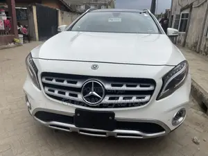 Mercedes-Benz GLA 250 2019 White