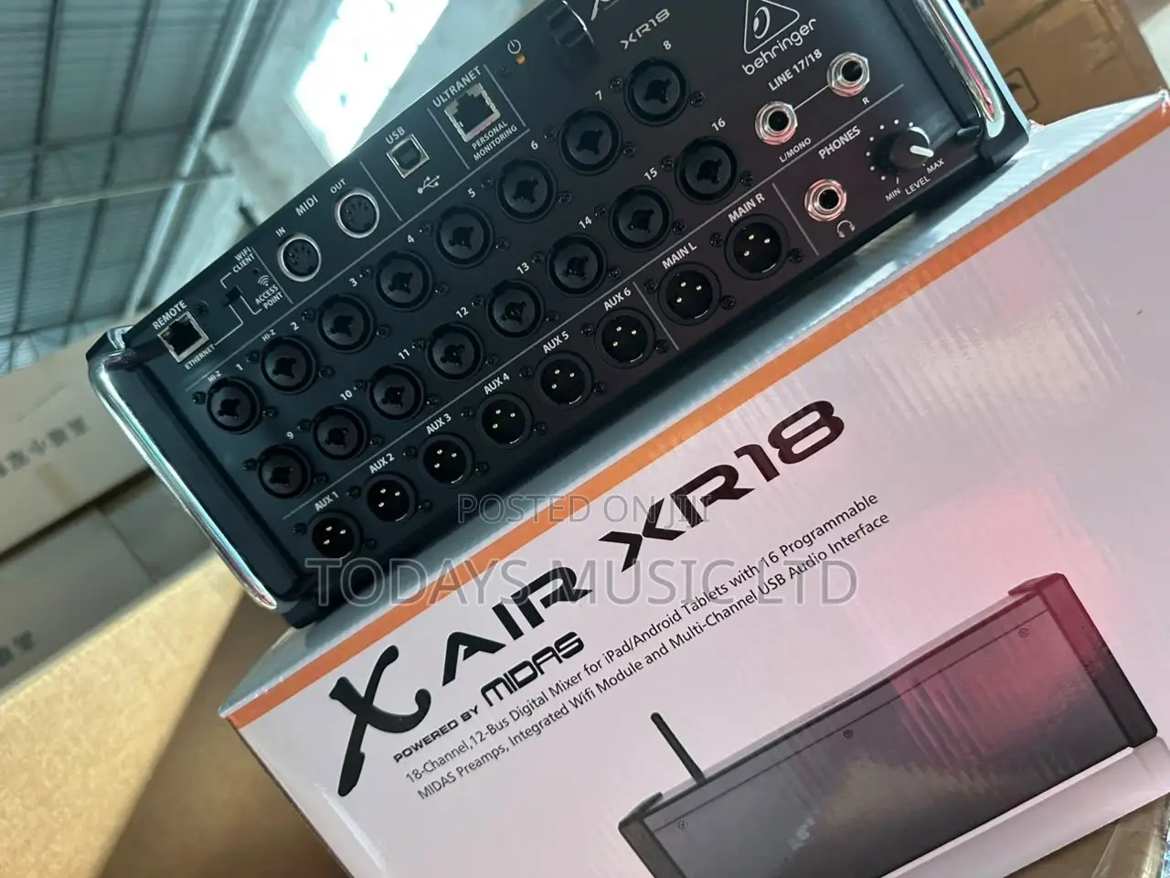Behringer XAIR 18 Digital Mixer