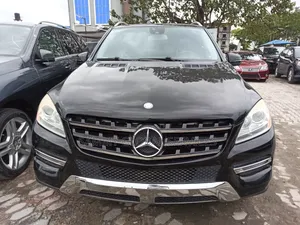 Mercedes-Benz M Class ML350 4MATIC 4dr SUV AWD (3.5L 6cyl 7A) 2014