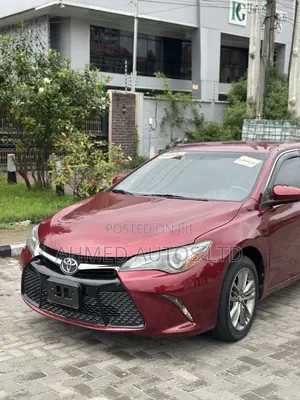 Toyota Camry 2017 Red