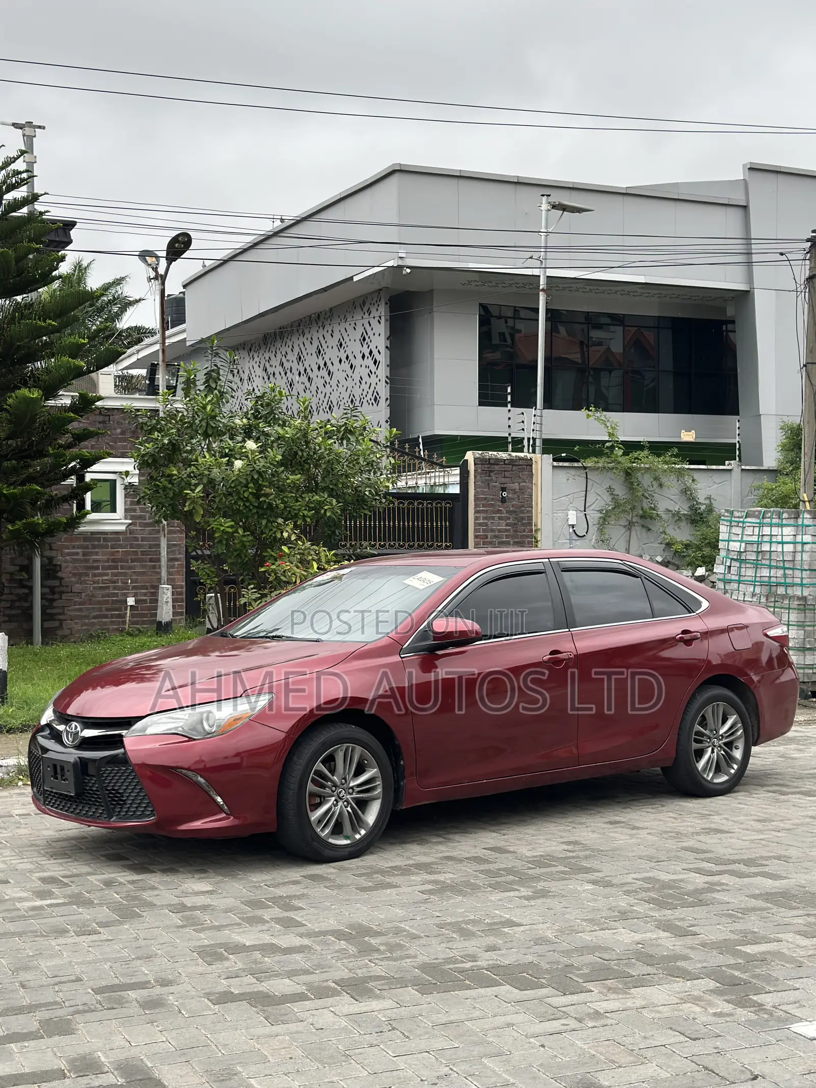 Toyota Camry 2017 Red