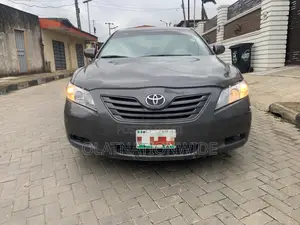 Toyota Camry XLE 4dr Sedan (2.4L 4cyl 5A) 2007 Gray