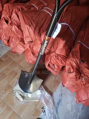 Strong Heavy-Duty Shovel - Durable Quality
