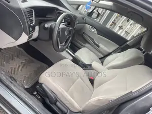Honda Civic Sedan LX 2013 Gray